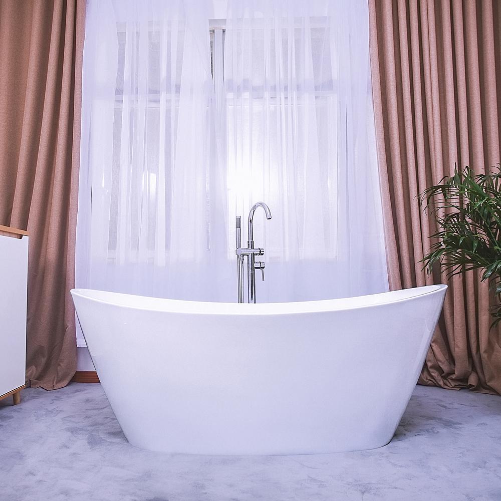 67 in. Luxury Freestanding Bathtub Stand Alone Flatbottom Acrylic Soaking SPA Tub Modern Style in White - Super Arbor