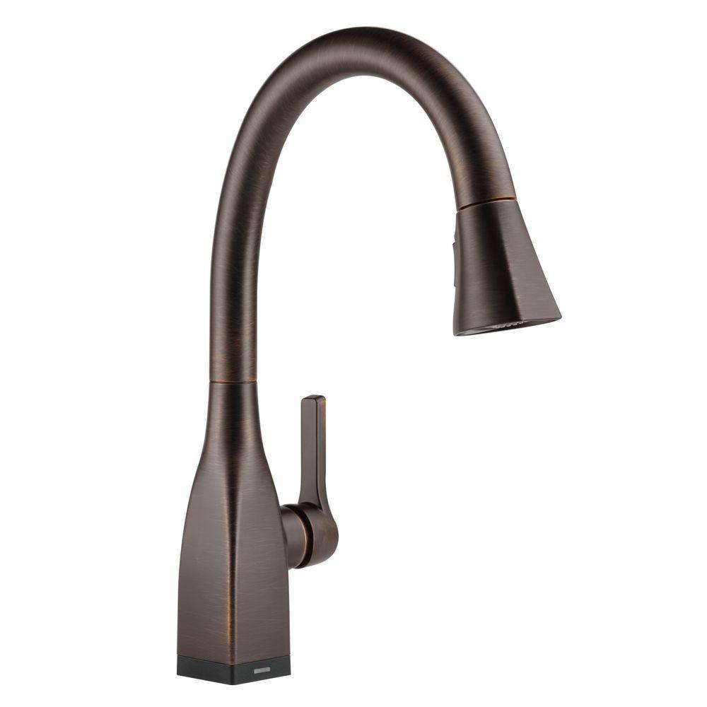 Mateo Single-Handle Pull-Down Sprayer Kitchen Faucet with ShieldSpray Technology in Arctic Stainless - Super Arbor