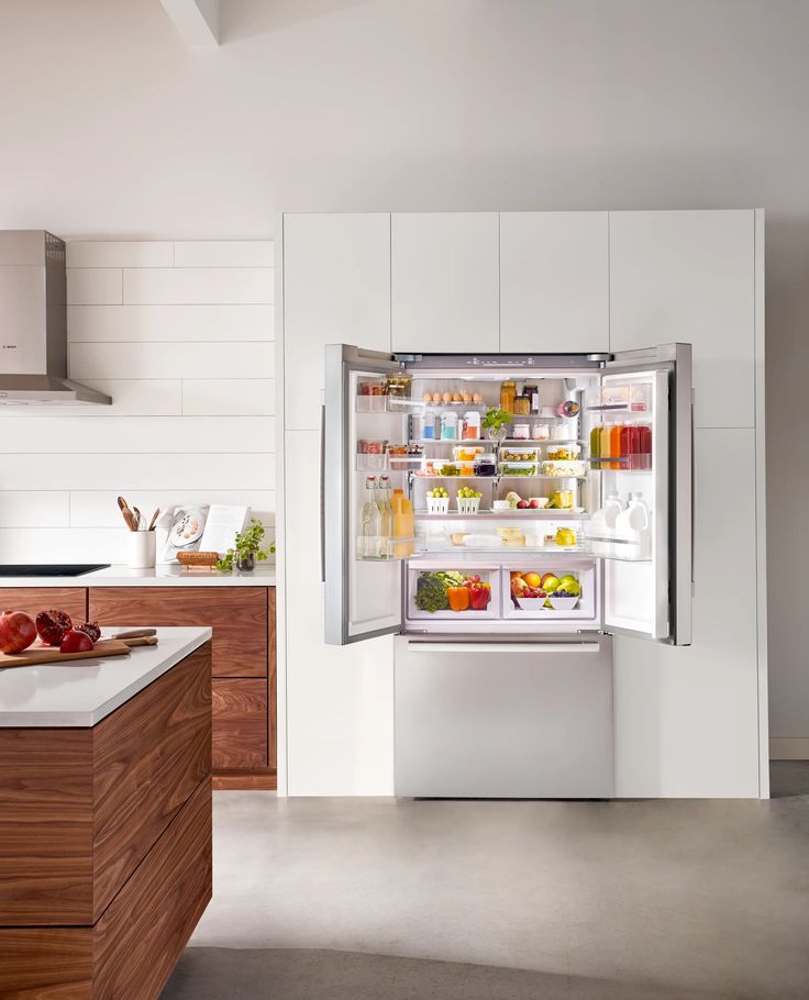 Bosch 800 Series 36 in. 21 cu. ft. French 3 Door Refrigerator in Stainless Steel with Dual Compressor, Counter-Depth