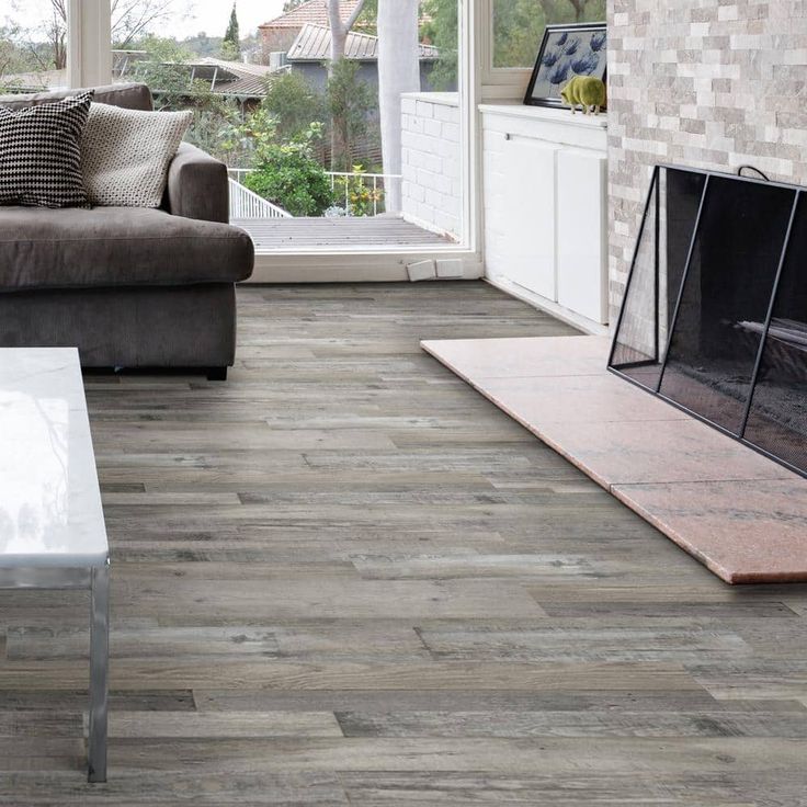 MSI Woodland Ashen Estate 7 in. x 48 in. Rigid Core Luxury Vinyl Plank Flooring (23.77 sq. ft. / case)