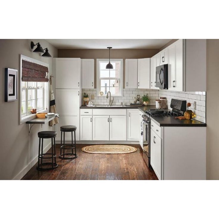 Diamond NOW Arcadia 27-in W x 35-in H x 23.75-in D TrueColor White Door and Drawer Base Stock Cabinet