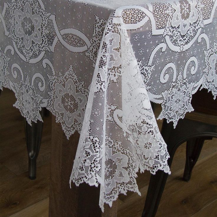 Snowflake White Polyester Tablecloth