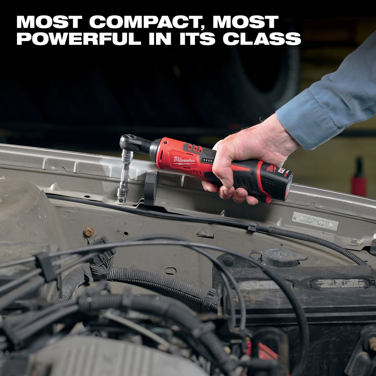Milwaukee M12 12V Li-Ion Cordless 4-Tool Combo Kit with (2) 1.5Ah Batteries, Charger + PACKOUT Hole Saw Set (10‑Pc)