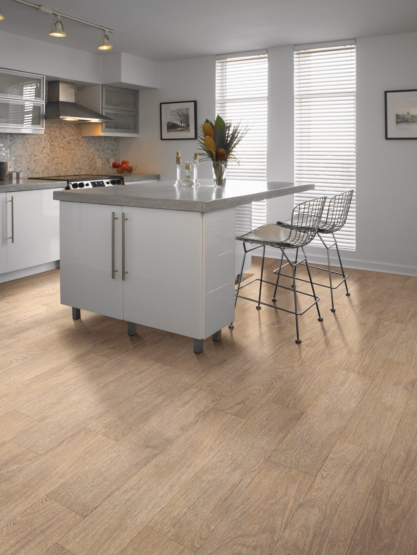 Shaw Divergence Energy 6-in Wide x 2-mm Thick Water Resistant Luxury Vinyl Plank Flooring (53.48-sq ft)