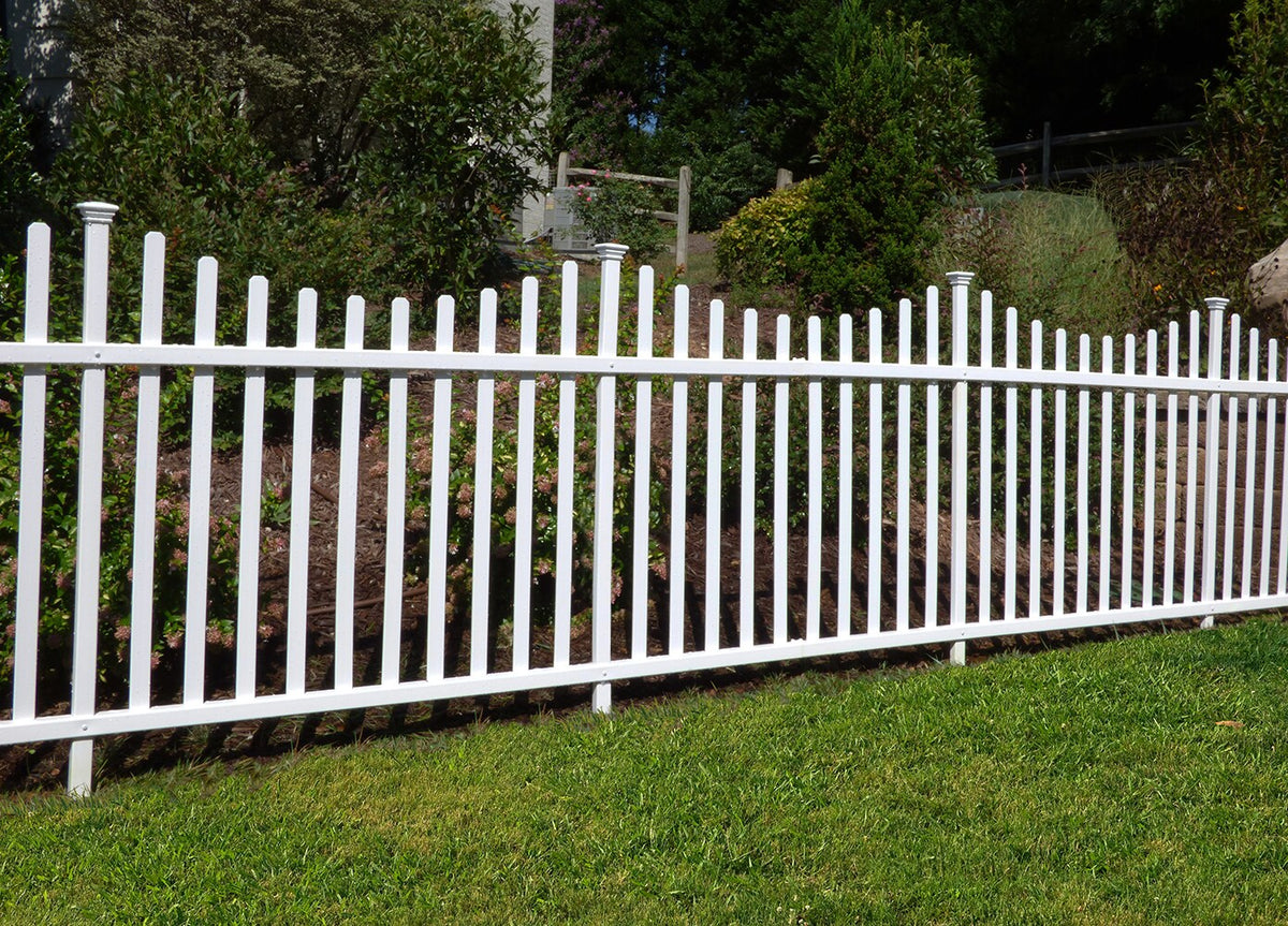 Zippity Outdoor Products Manchester 2 Panels 3.5-ft H x 7.5-ft W White Privacy Vinyl Scallop Fence Panel (Unassembled)