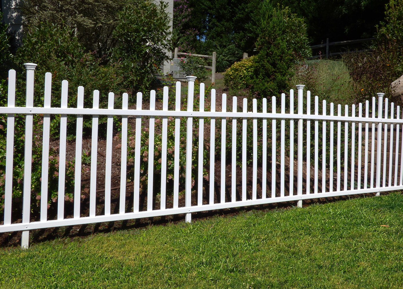 Zippity Outdoor Products Manchester 2 Panels 3.5-ft H x 7.5-ft W White Privacy Vinyl Scallop Fence Panel (Unassembled)