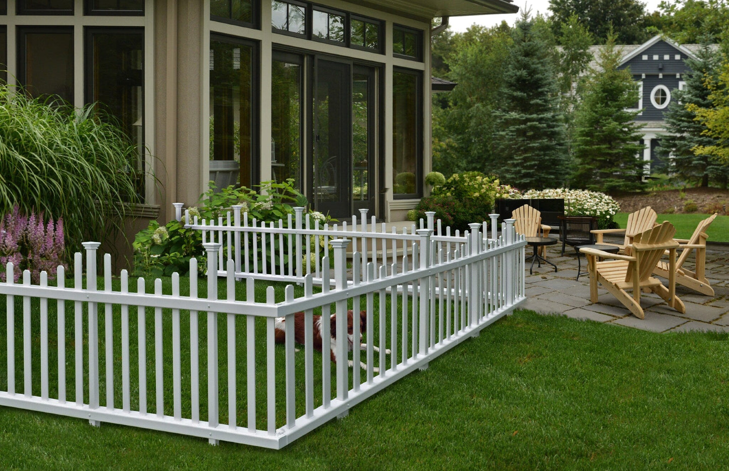 Zippity Outdoor Products Madison 2 Panels 2.5-ft H x 4.5-ft W White Privacy Vinyl Scallop Fence Panel (Unassembled)