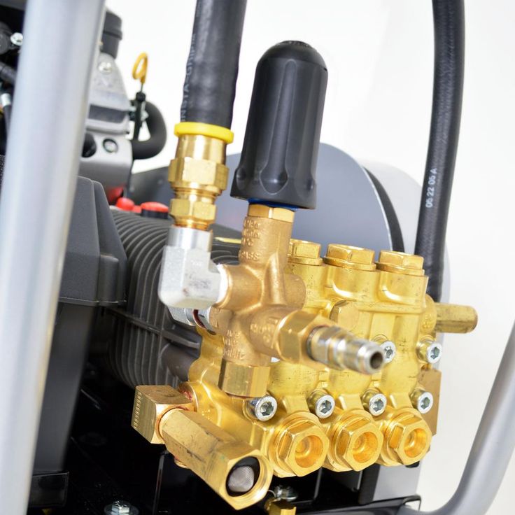 Simpson SIMPSON Water Shotgun WS4050V 4000 PSI at 5.0 GPM VANGUARD V-Twin Belt Drive Cold Water Pressure Washer