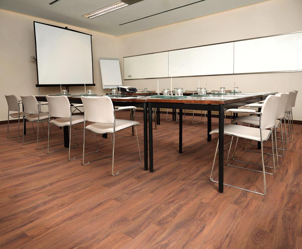 Shaw Cosmopolitan Fiery Brown 6-in Wide x 2-mm Thick Water Resistant Luxury Vinyl Plank Flooring (53.93-sq ft)