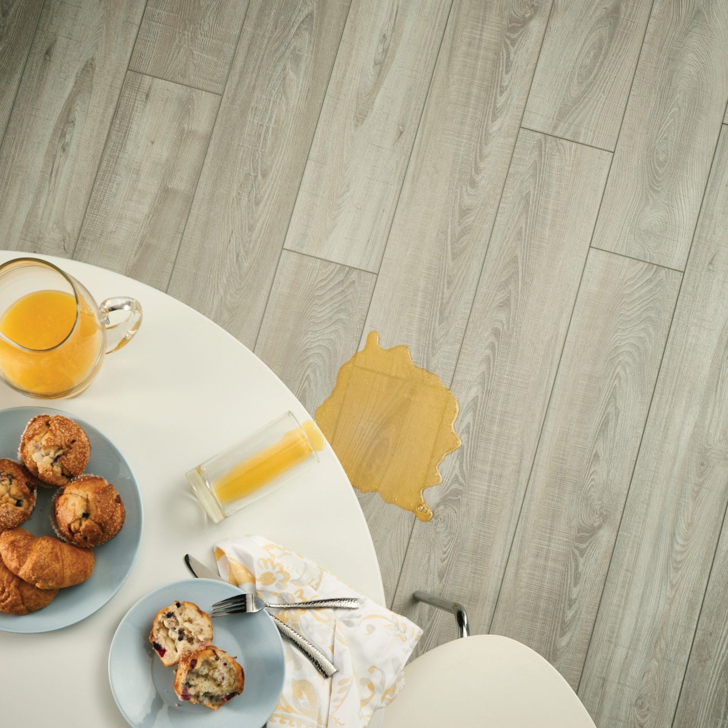 Shaw Parallax HD Plus Exquisite 7-in Wide x 8-mm Thick Waterproof Luxury Vinyl Plank Flooring (18.91-sq ft)