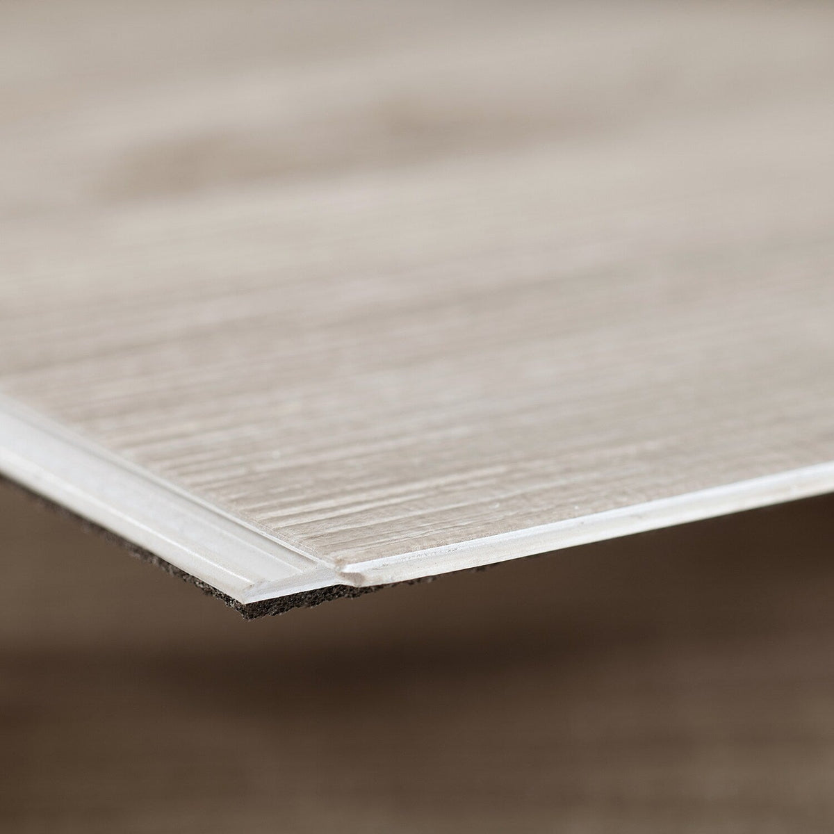 Lucida USA Maxcore Silver Leaf Gray 28-mil x 7-3/32-in W x 48-in L Waterproof Interlocking Luxury Vinyl Plank Flooring (24.5-sq ft/ Carton)