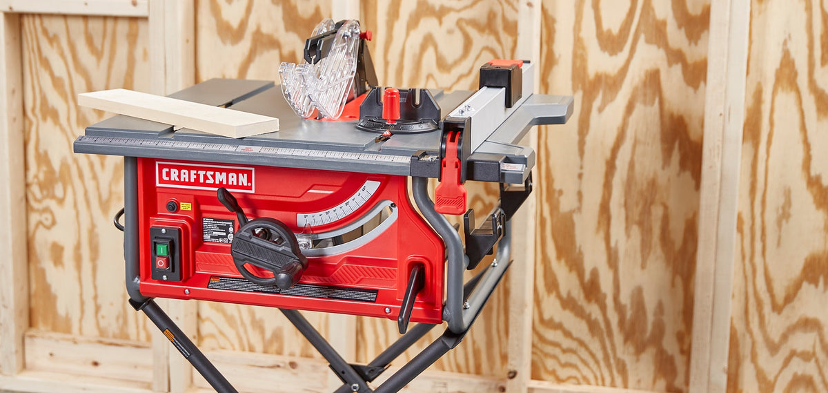 CRAFTSMAN 10-in Carbide-Tipped Blade 15-Amp Portable Jobsite Table Saw with Folding Stand