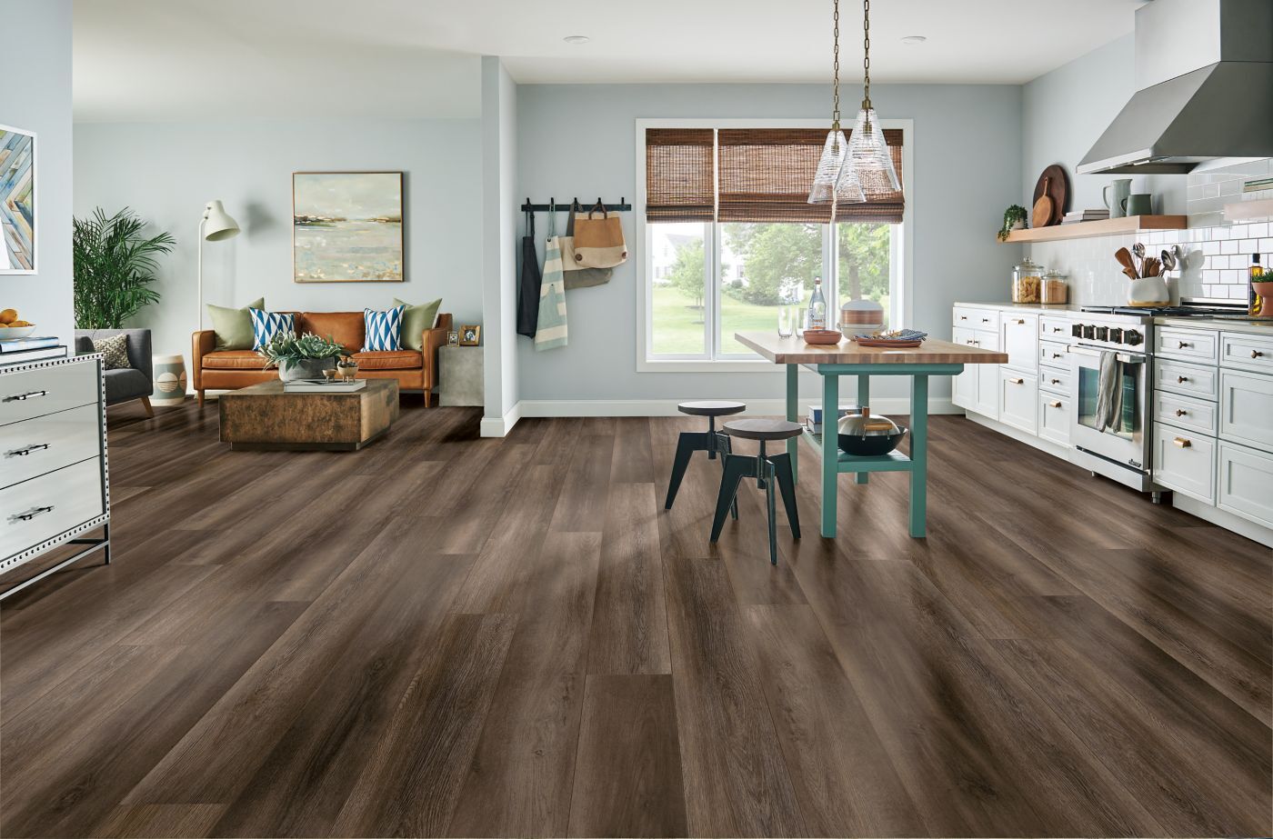 Armstrong Flooring Empower Oslo Brown 9-in Wide x 7-mm Thick Waterproof Interlocking Luxury Vinyl Plank Flooring (18.19-sq ft)