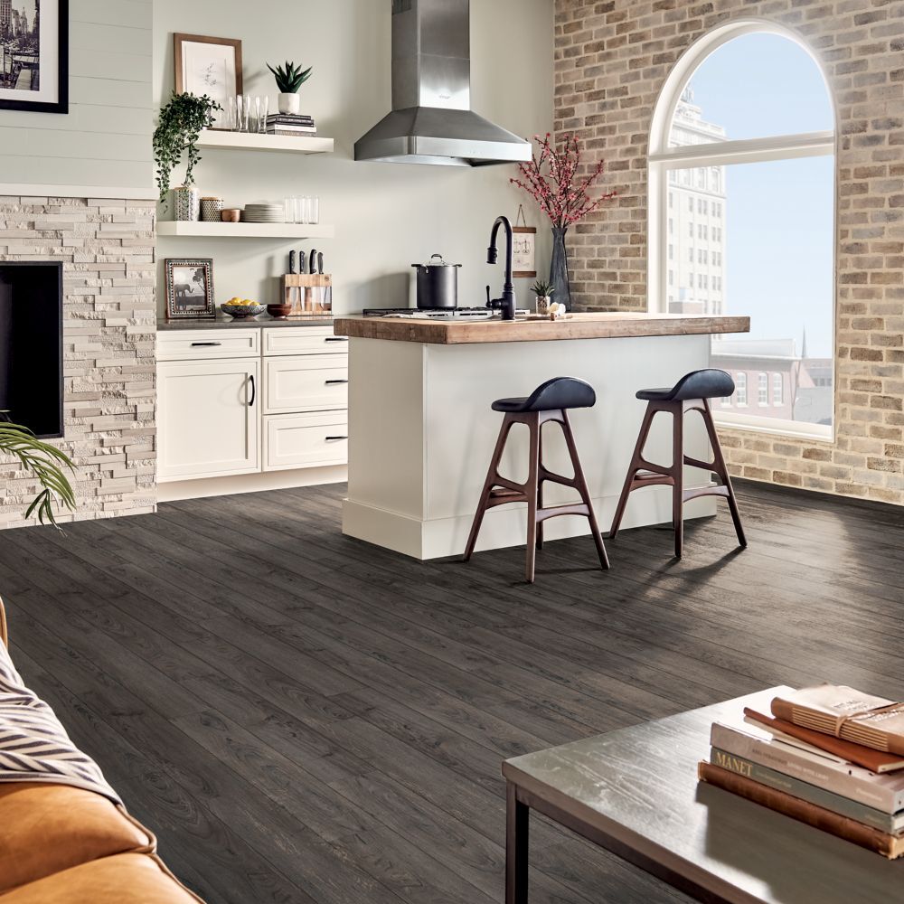 Armstrong Flooring Essentials Carbon Gray 6-in Wide x 5-mm Thick Waterproof Interlocking Luxury Vinyl Plank Flooring (18.88-sq ft)