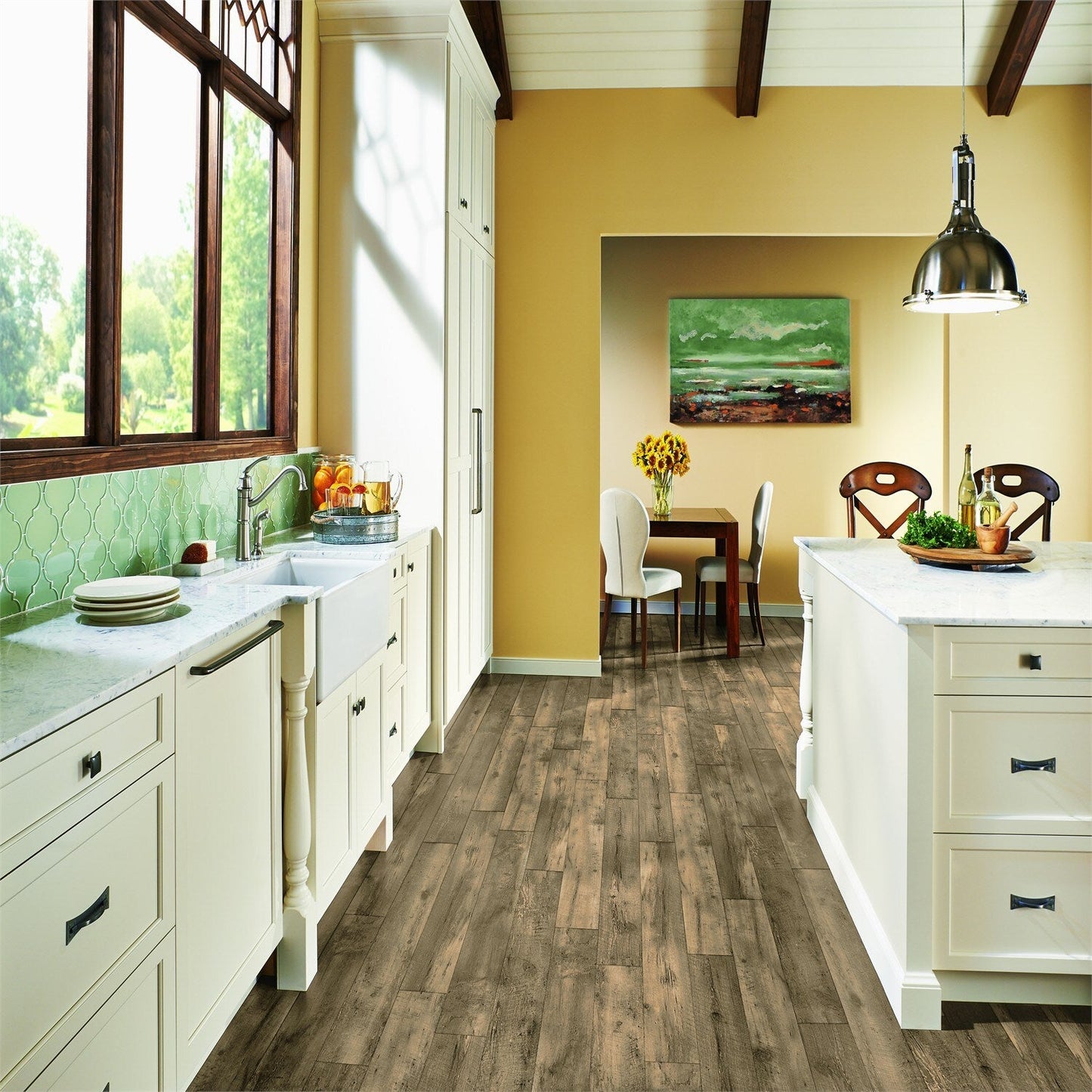 Armstrong Flooring Luxe w/ Rigid Core Farmhouse Natural 7-in W x 48-in L x 8-mm Waterproof Interlocking Luxury Vinyl Plank Flooring (28.52-sq ft Carton)