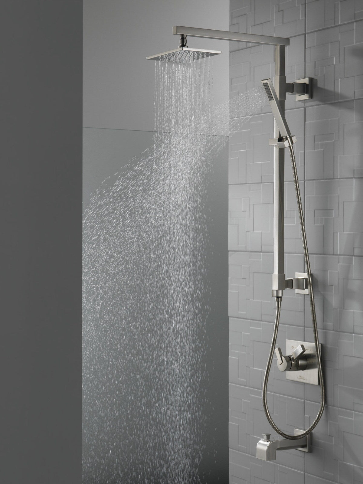 Delta Vero Stainless Steel Bathtub/Shower Trim Ring, 2.75-in (0.5-in ID)