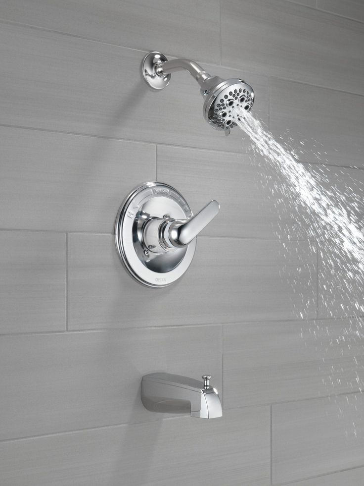 Delta Chrome 1-Handle Bathtub and Shower Faucet with Valve
