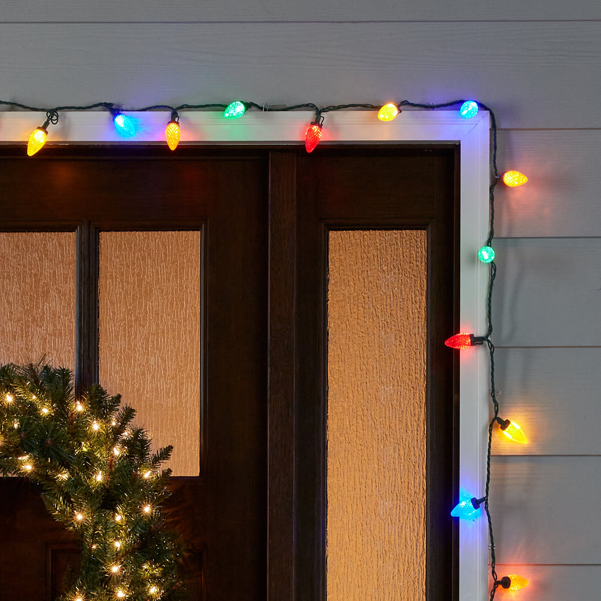 GE StayBright 25-Count 12-ft Multicolor LED Plug-In Christmas String Lights