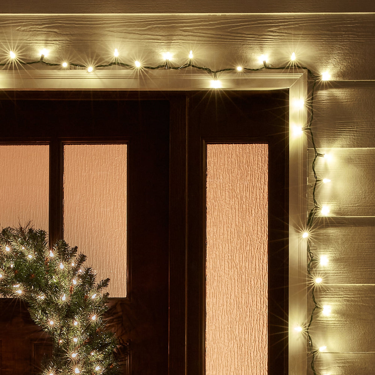GE StayBright 50-Count 12.2-ft Warm White LED Plug-In Christmas String Lights