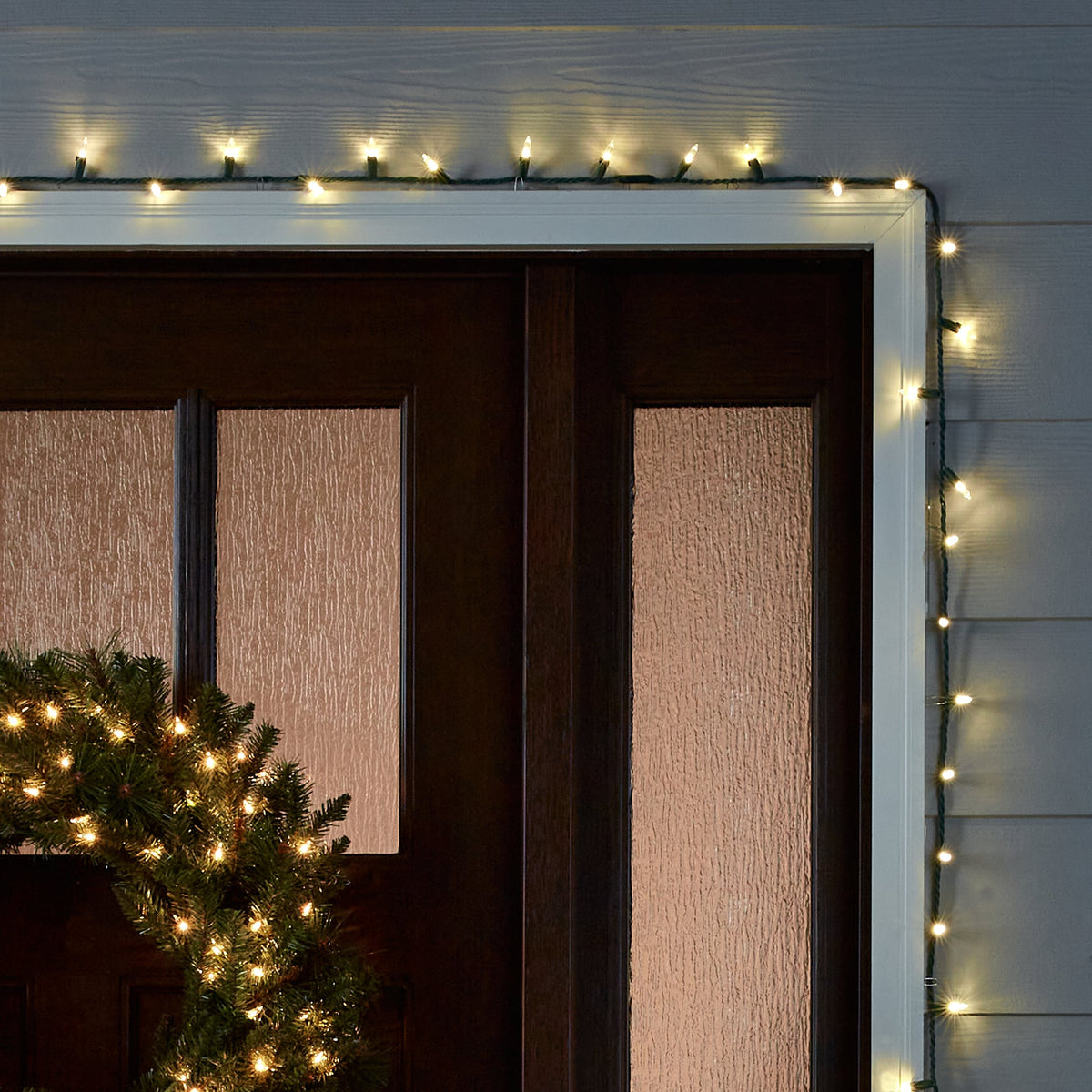 GE StayBright 300-Count 74.5-ft Warm White LED Plug-In Christmas String Lights