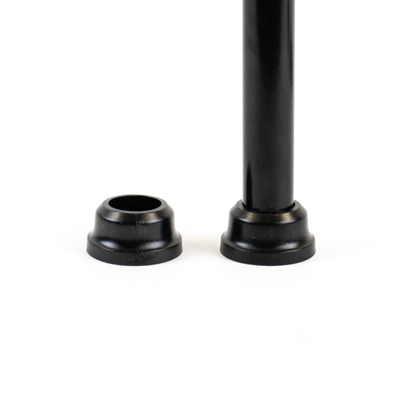 TITAN BUILDING PRODUCTS 3/4-in x 32-in Snap'n Lock Baluster Kit, Round 31-in Black Aluminum Round Deck Baluster