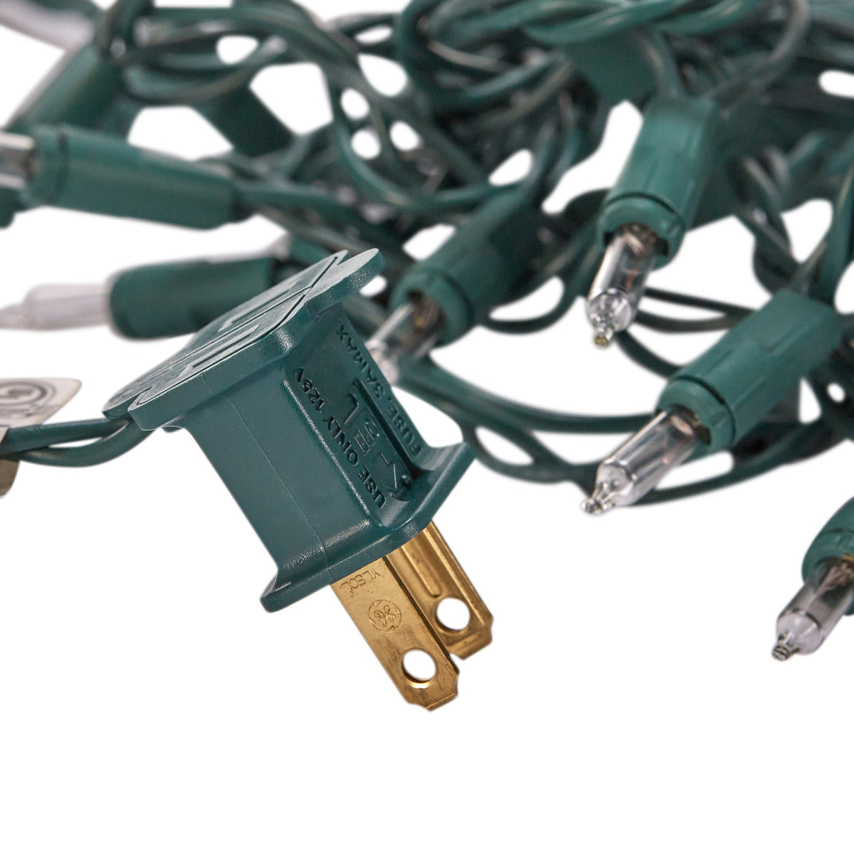 GE ConstantON 100-Count 20.6-ft Clear Incandescent Plug-In Christmas String Lights, Green Wire