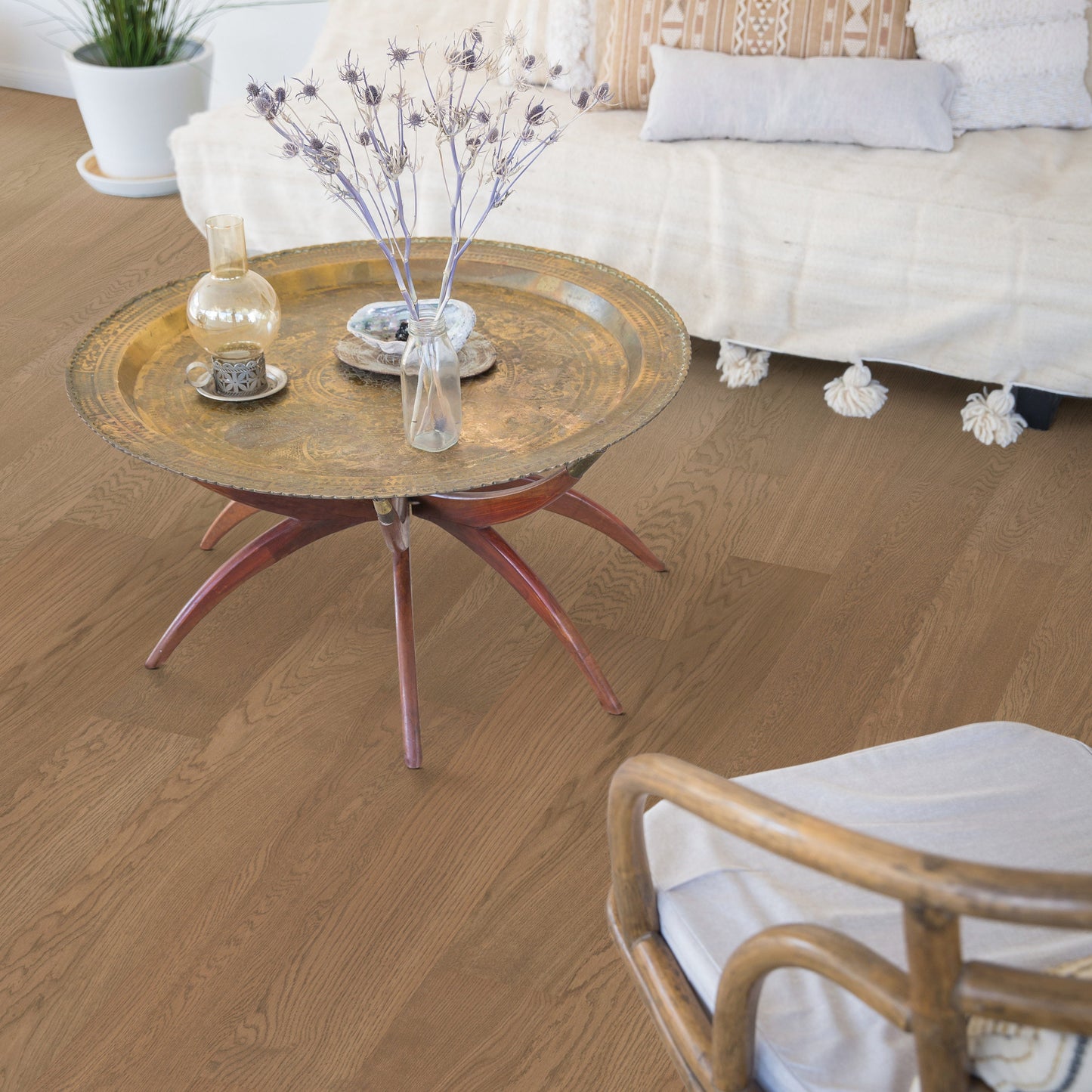 SMARTCORE Oak Golden Hour hardwood flooring — detail view