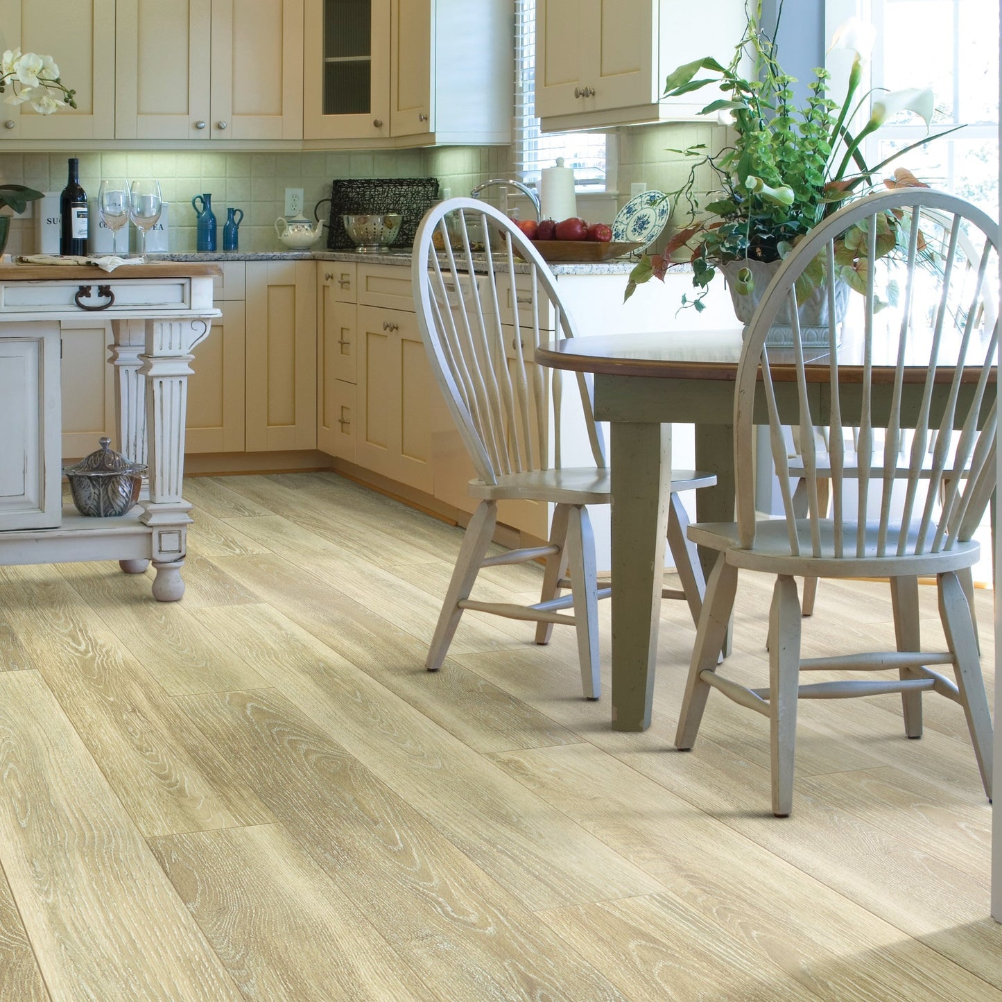 Shaw Rustic Design Bungalow Oak 7-in Wide x 8-mm Thick Waterproof Interlocking Luxury Vinyl Plank Flooring (18.91-sq ft)