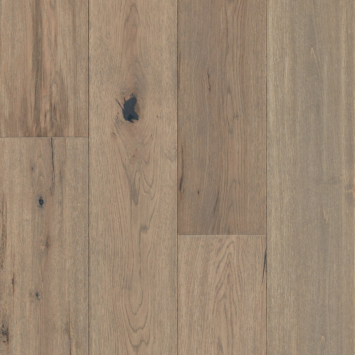 Bruce America's Best Choice Breezy Gray White Oak 6-in W x 3/8-in T x Varying Length Handscraped Engineered Hardwood Flooring (30.63-sq ft / Carton)