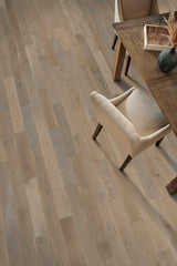 Bruce America's Best Choice Breezy Gray White Oak 5-in W x 3/4-in T Varying Length Handscraped Solid Hardwood Flooring (23.5-sq ft / Carton)