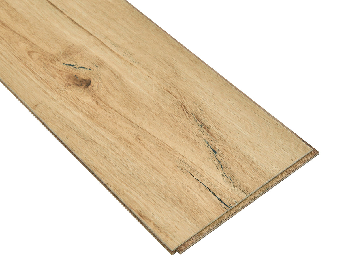 Bruce America's Best Choice Golden Natural White Oak 6-1/2-in W x 3/8-in T x Varying Length Wirebrushed Engineered Hardwood Flooring (32.11-sq ft / Carton)