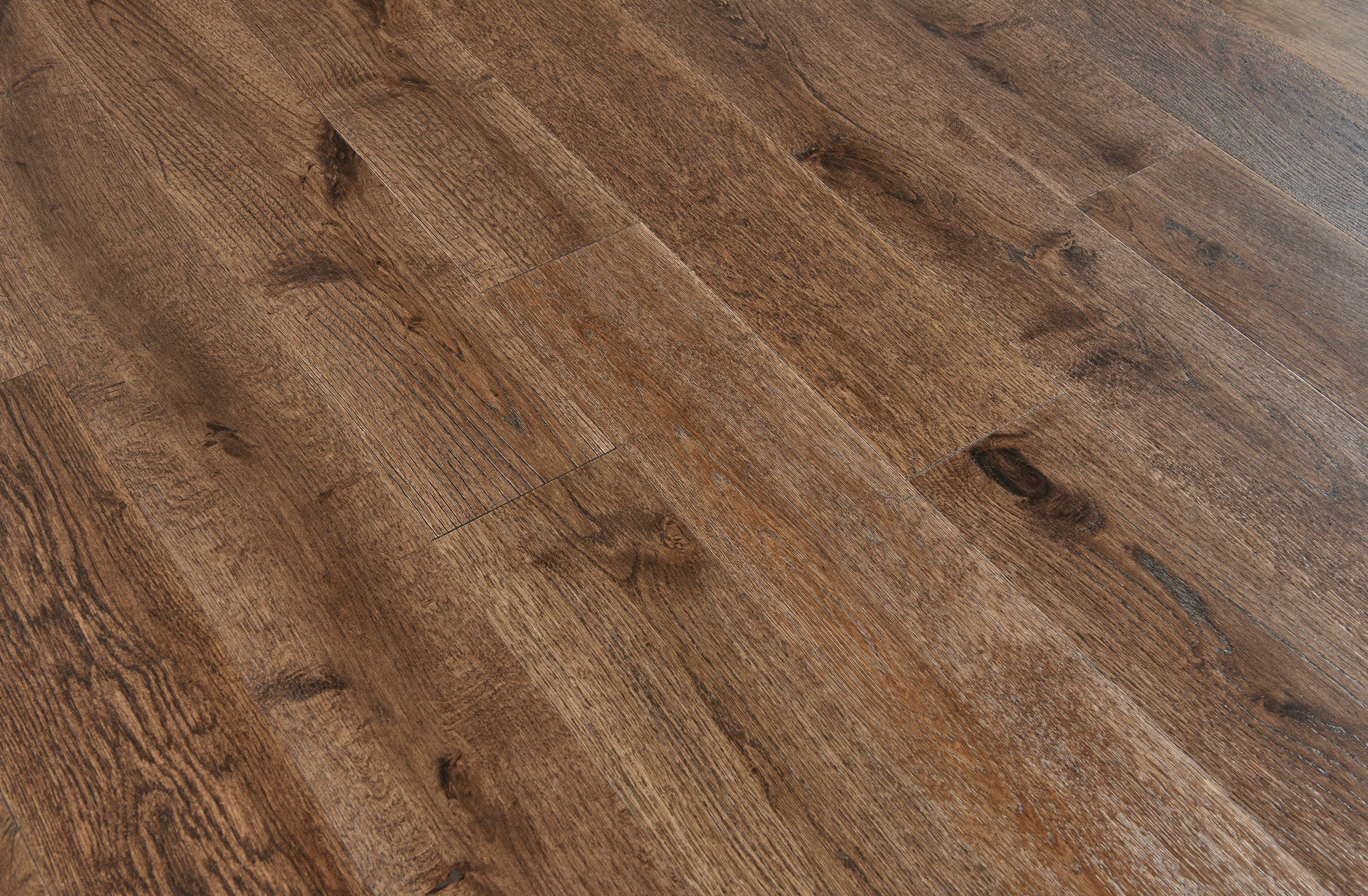 Bruce White oak Deer Valley hardwood flooring — color and finish detail