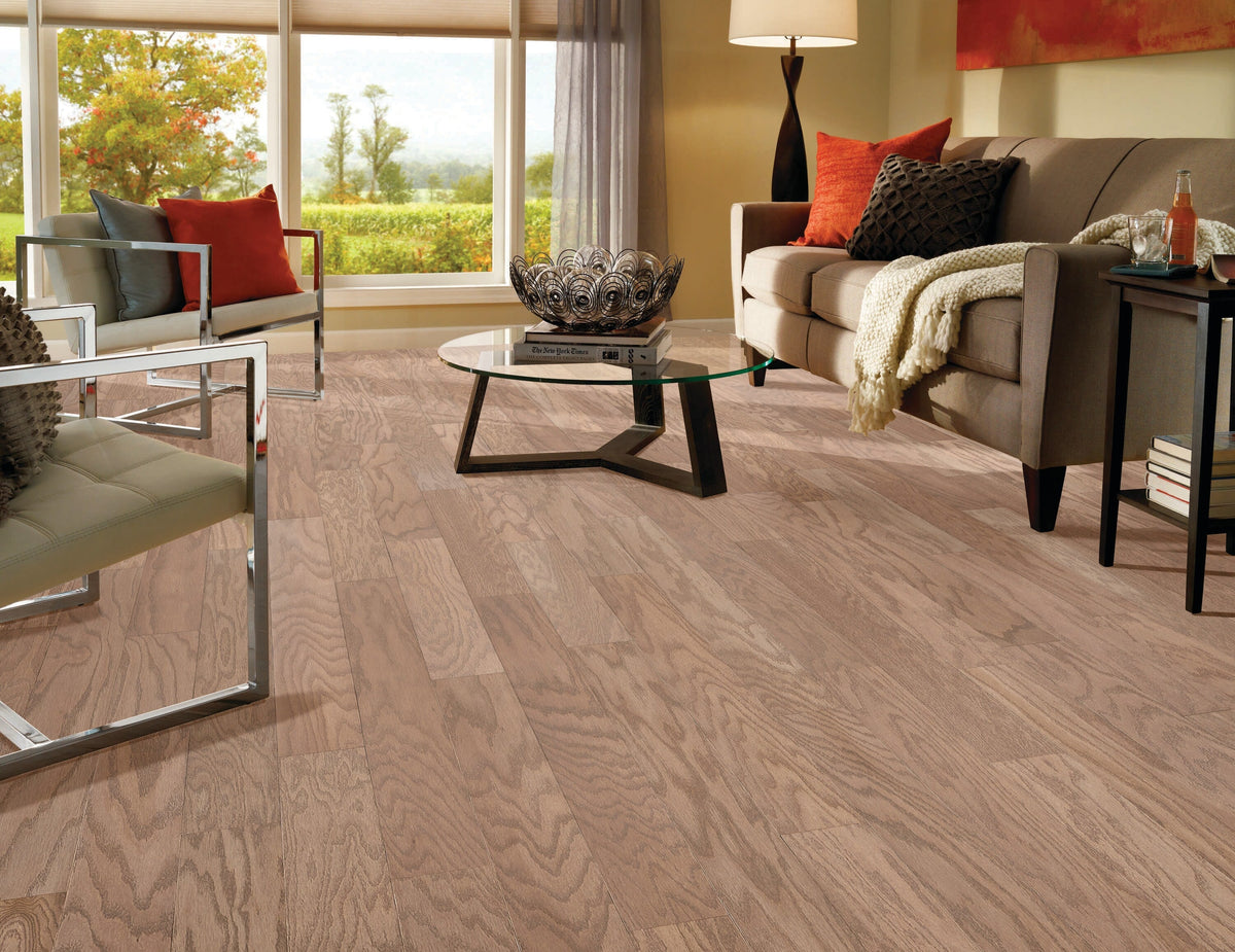 Bruce Frisco Good Natured Red Oak 5-in W x 3/8-in T x Varying Length Smooth/Traditional Engineered Hardwood Flooring (41.5-sq ft / Carton)