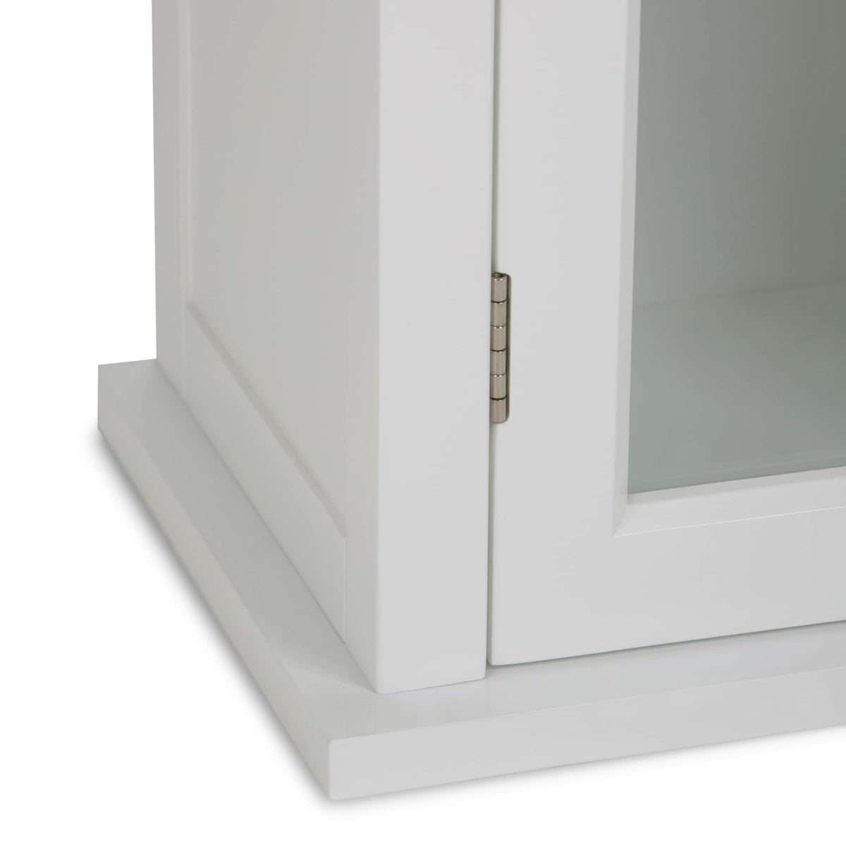 Simpli Home Avington 15-in x 26.9-in x 10-in White Soft Close Bathroom Wall Cabinet