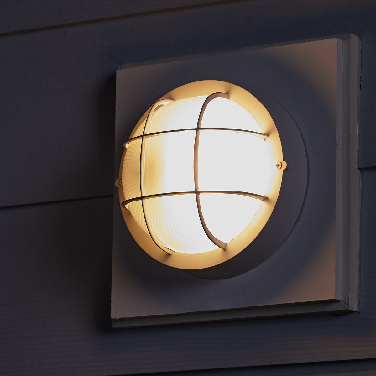 Progress Lighting Bulkheads 7.875-in White Indoor/Outdoor Flush Mount Light, P3709-30