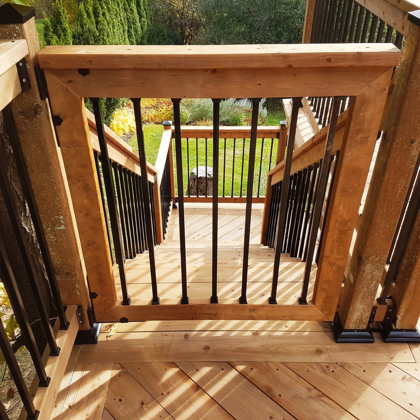 Nuvo Iron 3/4-in x 32-in Black Powder Coated Galvanized Steel Square Deck Baluster