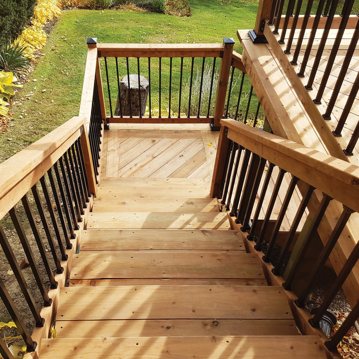 Nuvo Iron 3/4-in x 32-in Black Powder Coated Galvanized Steel Square Deck Baluster