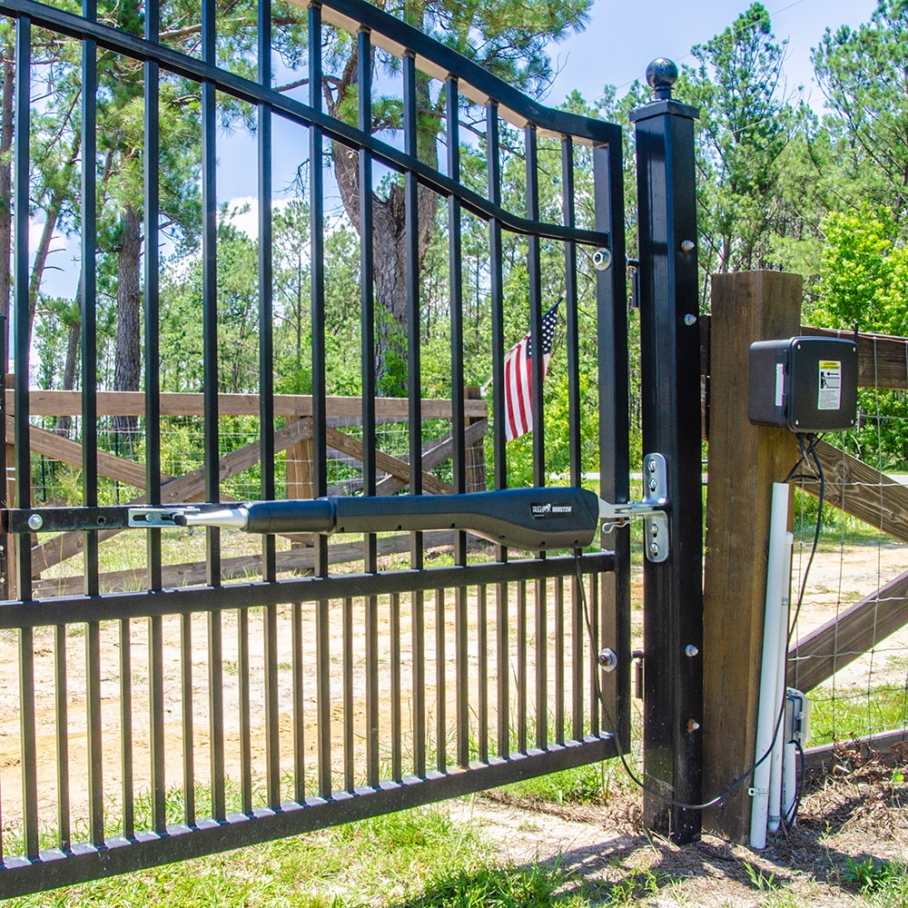 Mighty Mule 18-ft Single Swing Universal Battery Driveway Gate Opener Kit (Solar Compatible)