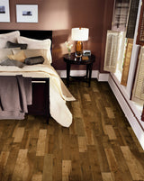 Bruce America's Best Choice Honey Grain Hickory 5-in W x 3/4-in T Smooth/Traditional Solid Hardwood Flooring (23.5-sq ft / Carton)