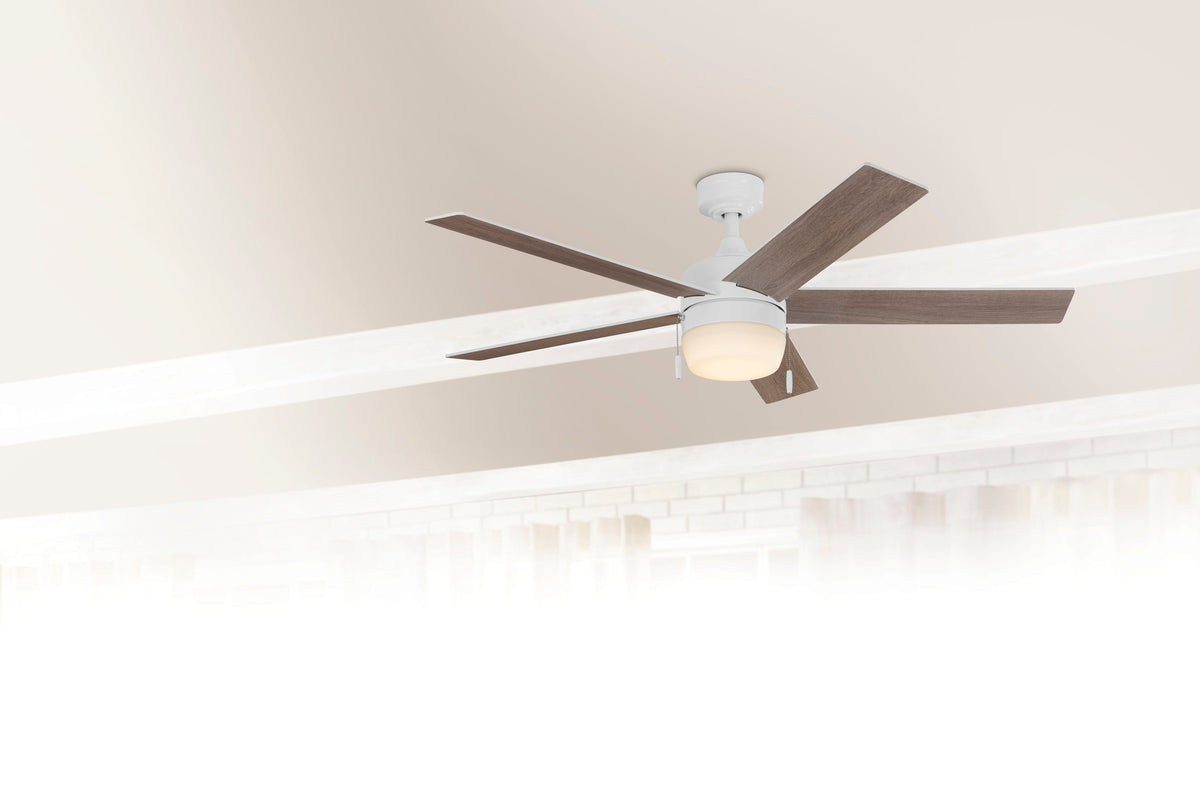 Harbor Breeze Newbern 52-in White Indoor Ceiling Fan with Light (5-Blade)