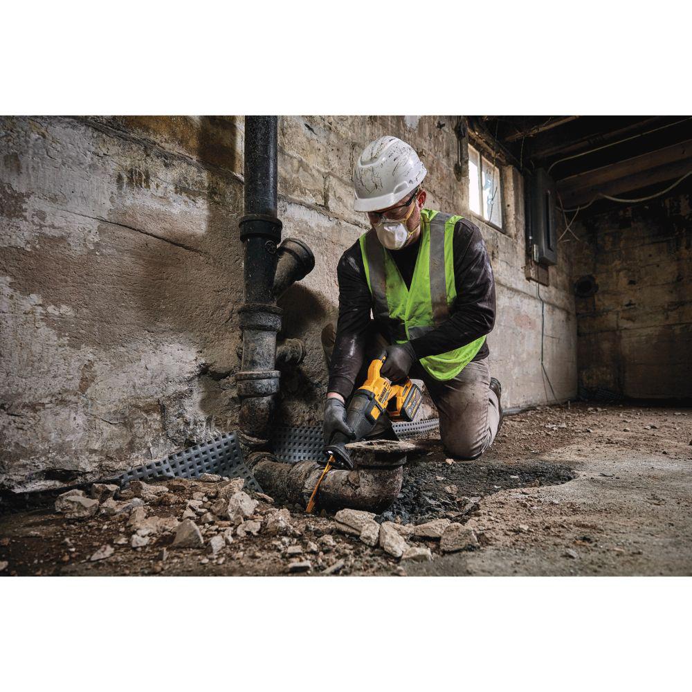 FLEXVOLT 60-Volt MAX Li-Ion Cordless Brushless Reciprocating Saw Kit with 20-Volt 4-1/2 in. to 5 in. Grinder (Tool Only)