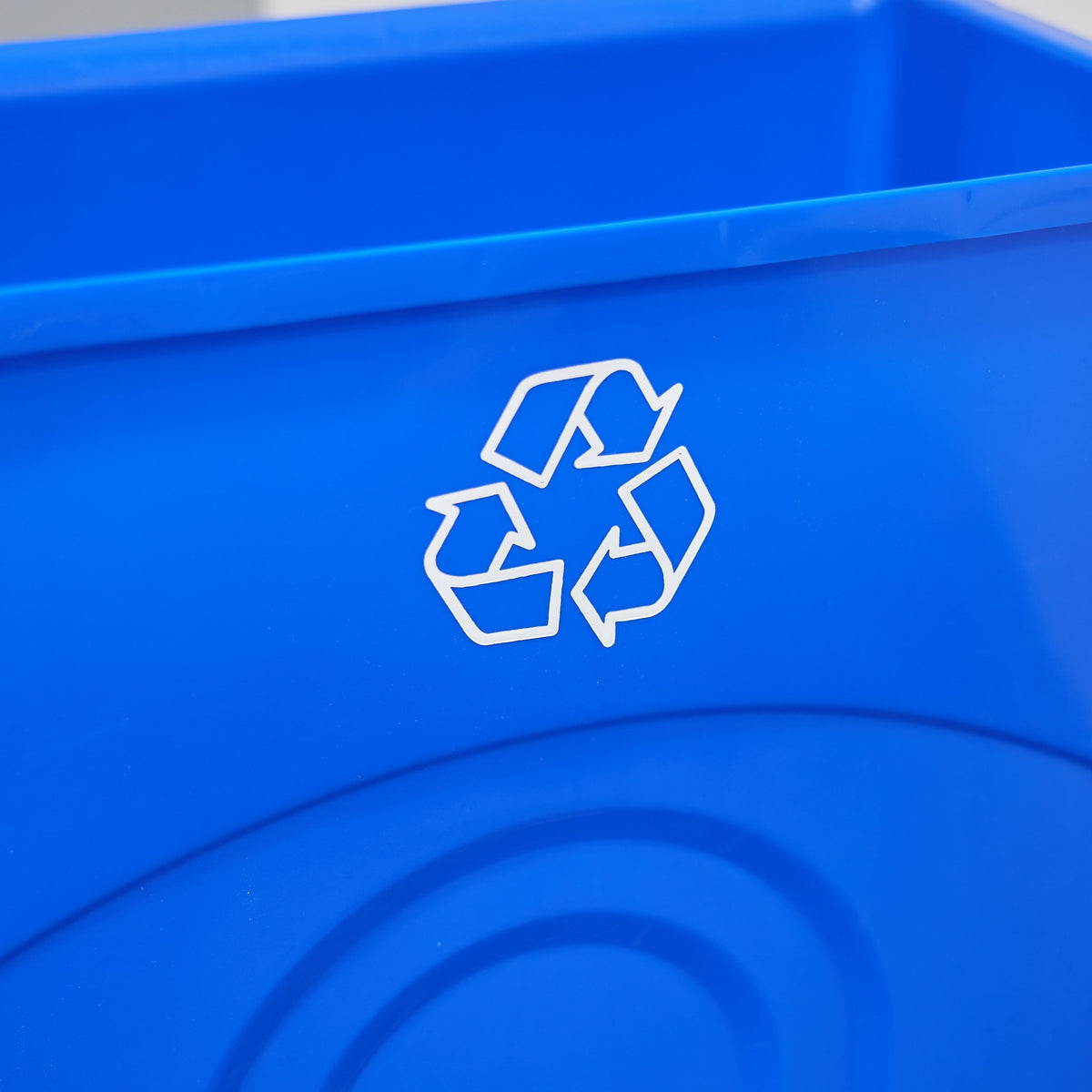 Blue Hawk 23-Gallon Blue Indoor/Outdoor Recycling Bin