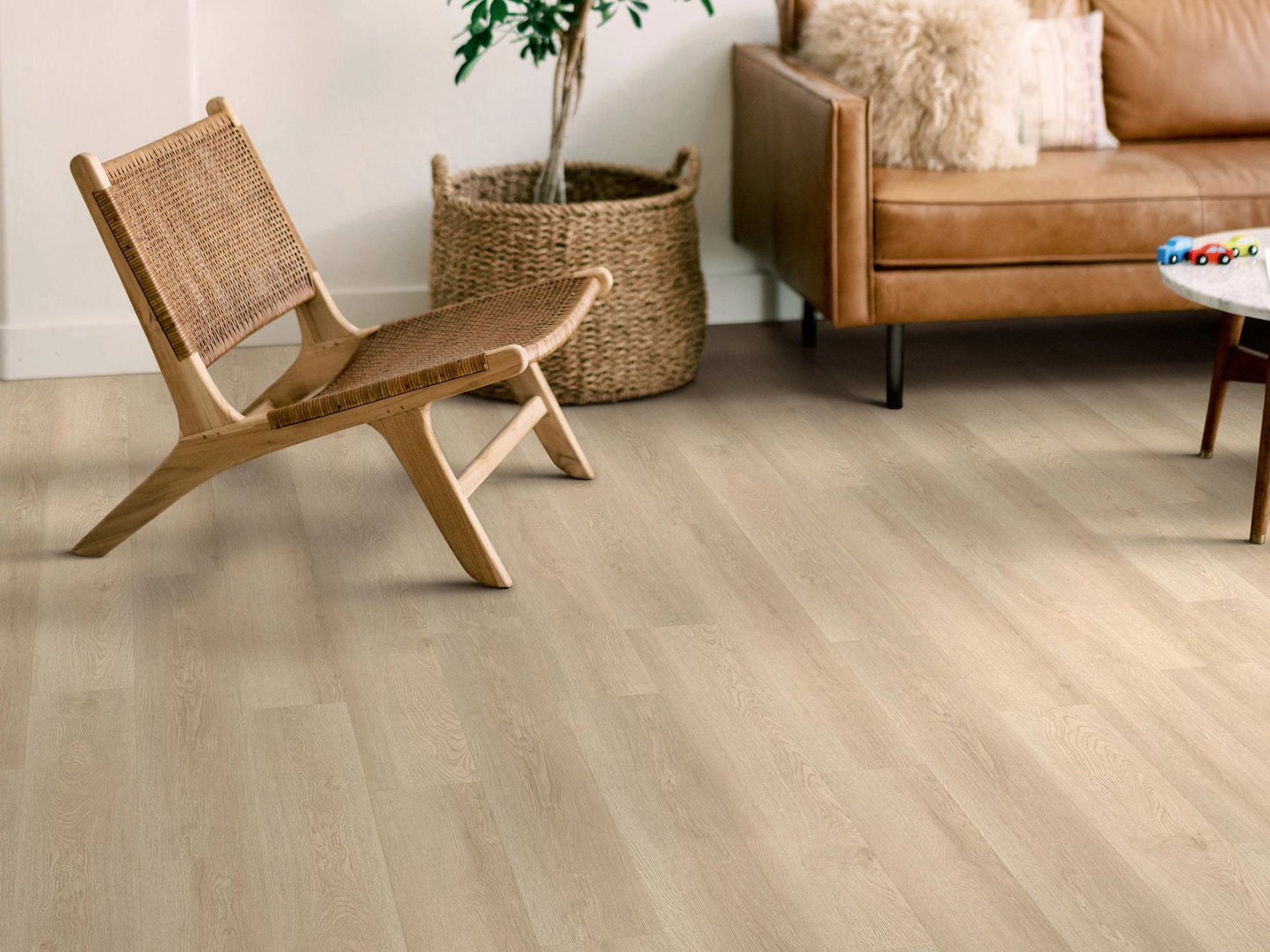 Shaw Boundless 8 Soft Field 7-in Wide x 2-mm Thick Water Resistant Luxury Vinyl Plank Flooring (34.98-sq ft)