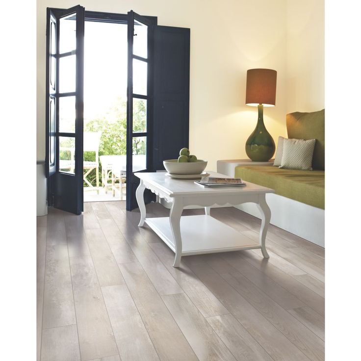 Style Selections Seaside Chestnut 6.14-in W x 3.93-ft L Embossed Wood Plank Laminate Flooring
