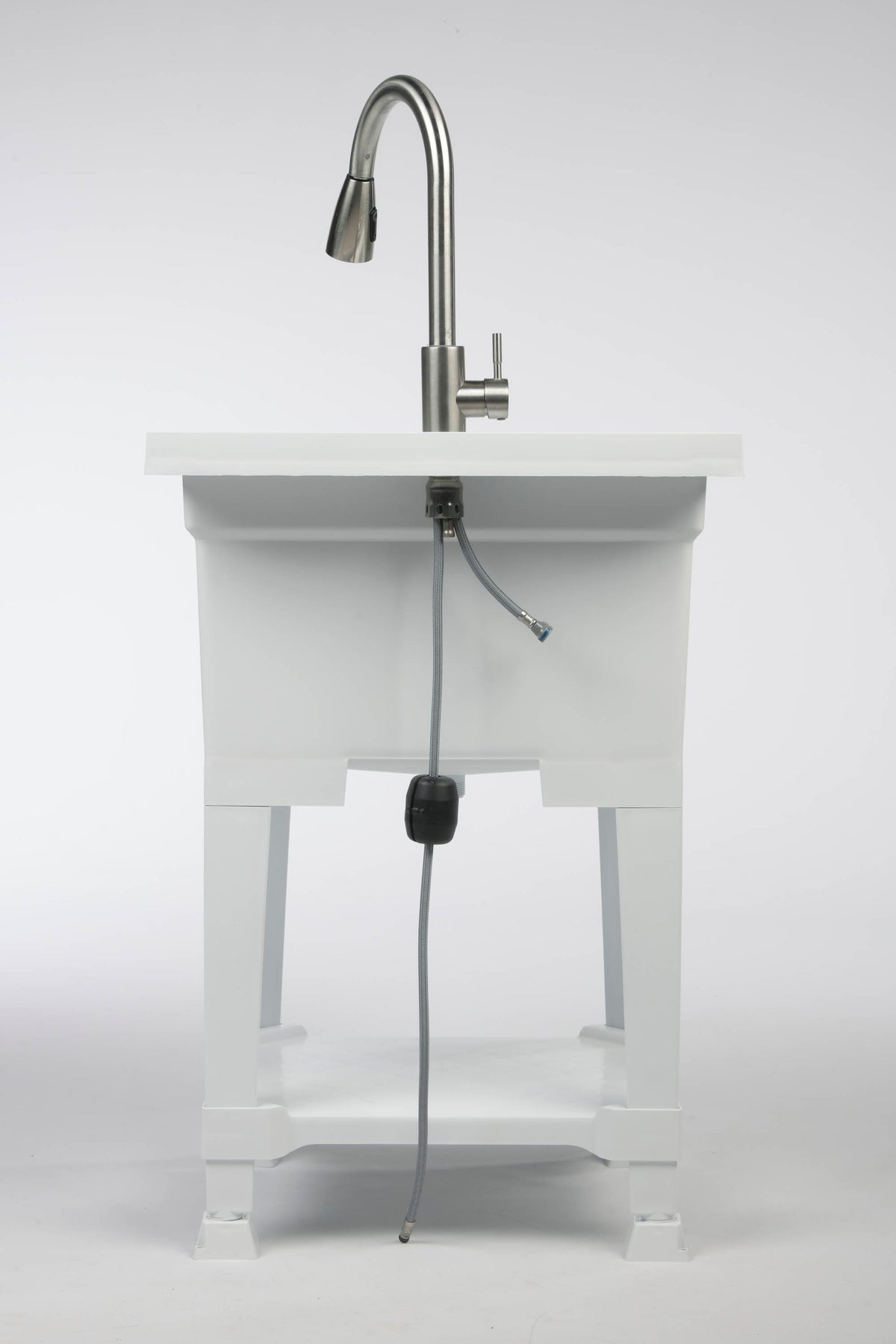 Project Source 24-in x 24-in White Freestanding Utility Tub with Faucet and Drain