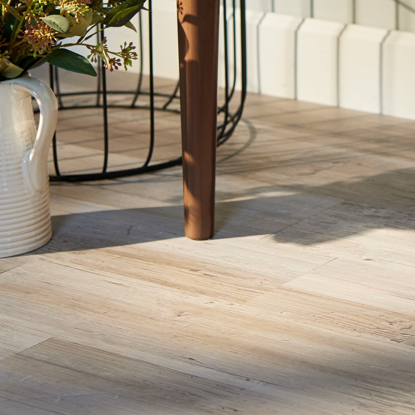 Style Selections Monterey 6-in W x 36-in L x 1.5-mm Thick Peel-and-Stick Luxury Vinyl Plank Flooring, Water-Resistant, 21-sq ft Carton