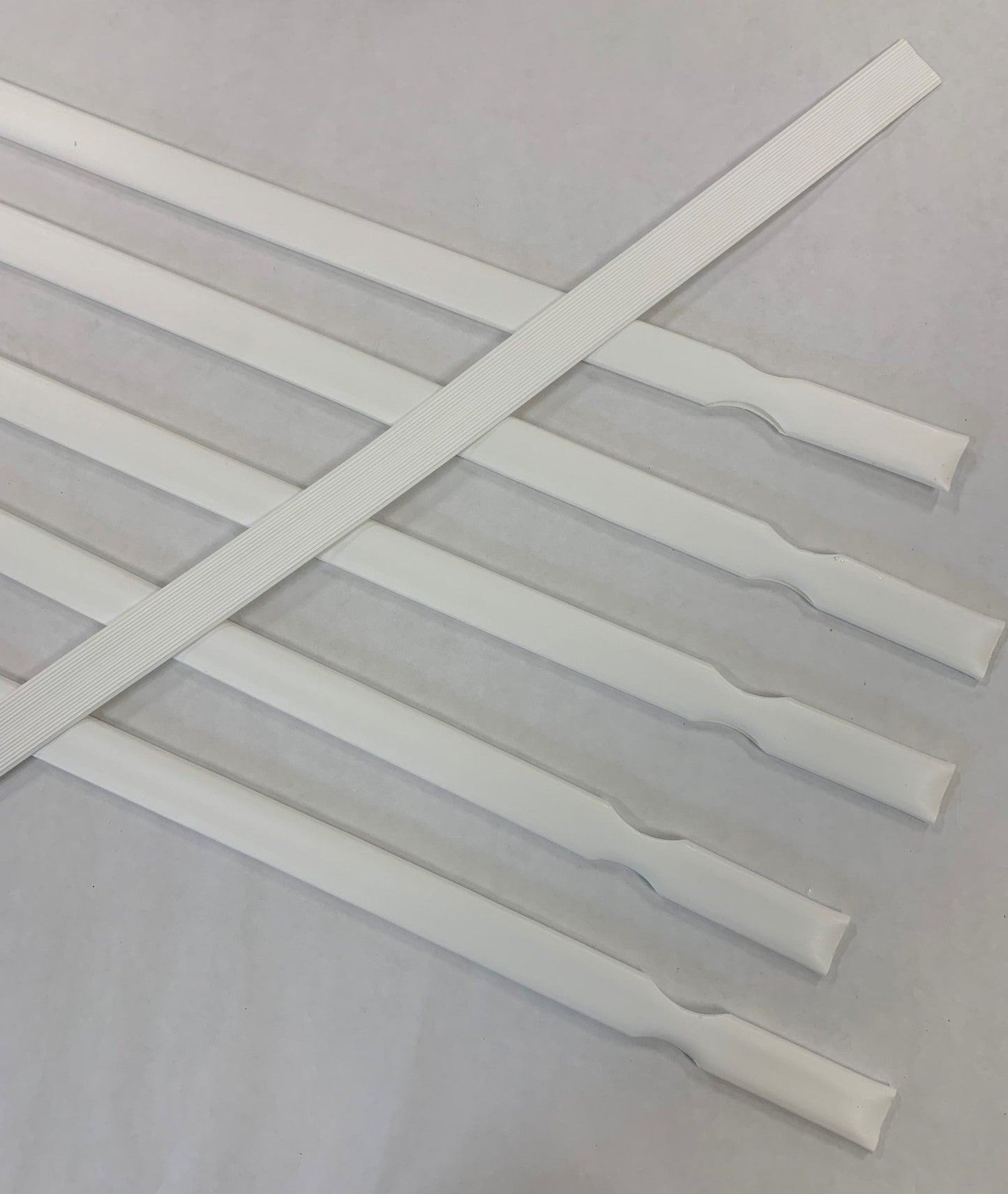 Pexco 5-ft H x 1-in W White Hdpe Chain Link Fence Slat 82-Pack
