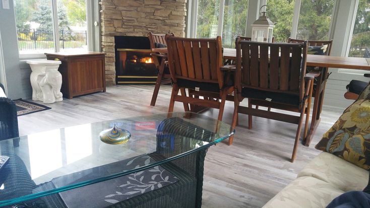 CALI Mute step Gray Ash Gray 20-mil x 7-in W x 48-in L Waterproof Interlocking Luxury Vinyl Plank Flooring (24.03-sq ft/ Carton)