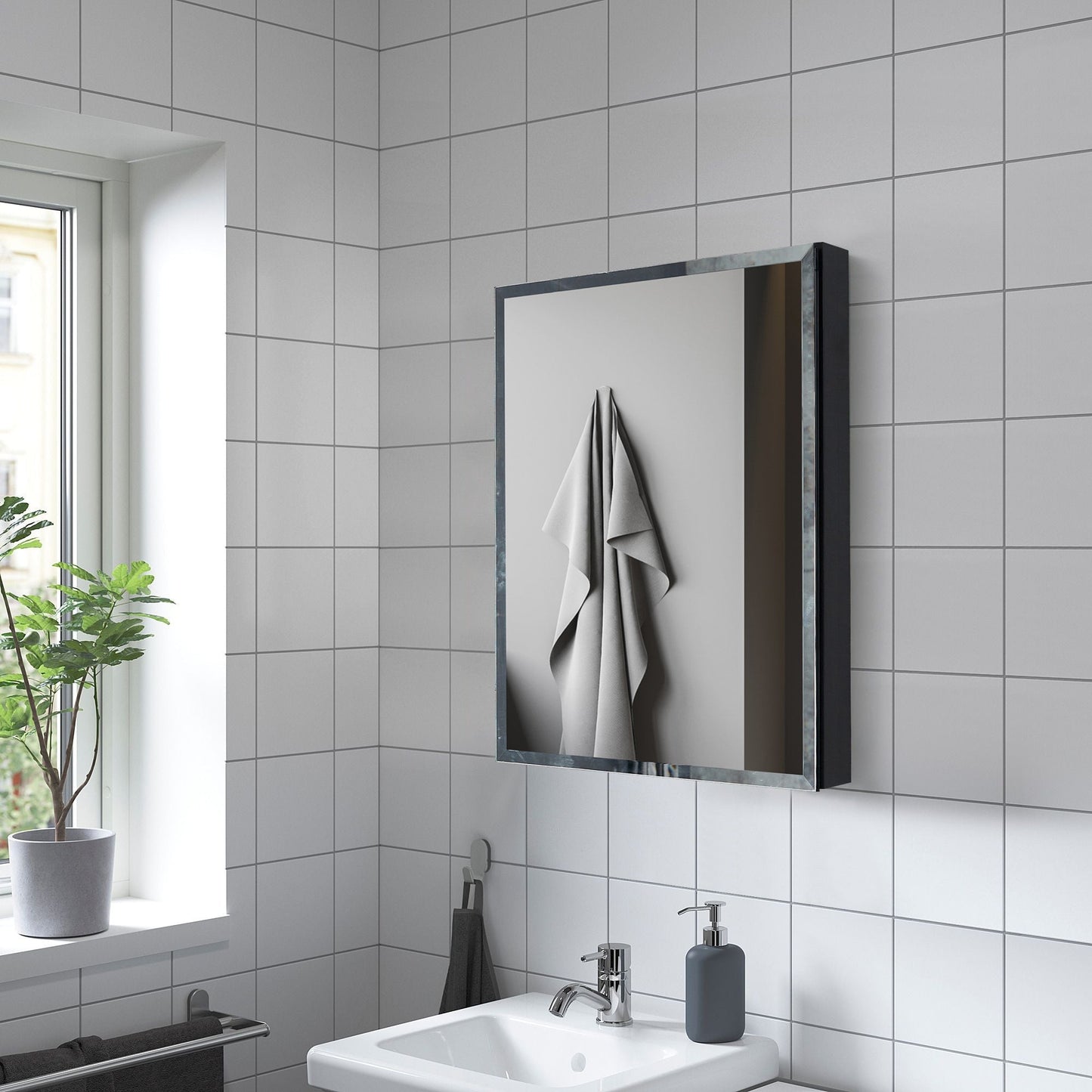 Forclover KF 16-in x 20-in Surface/Recessed Mount Black Mirrored Soft Close Medicine Cabinet