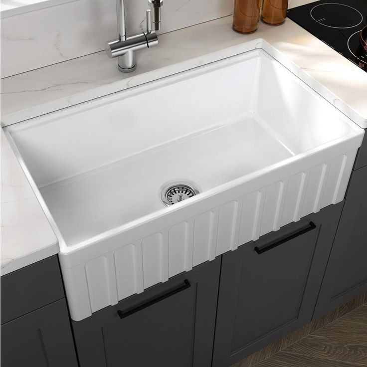 Yorkshire Farmhouse Fireclay 33 in. Single Bowl Kitchen Sink with Cutting-Board, Grid and Strainer in White